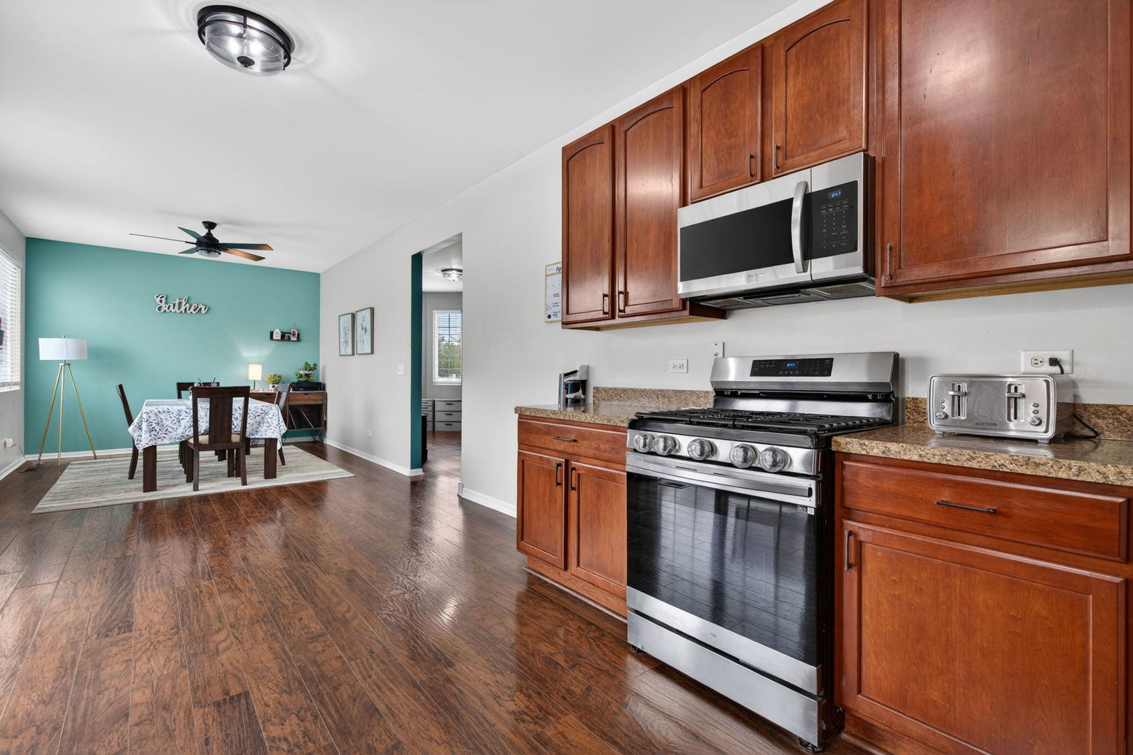 25234 Presidential Avenue, Plainfield, IL 60544