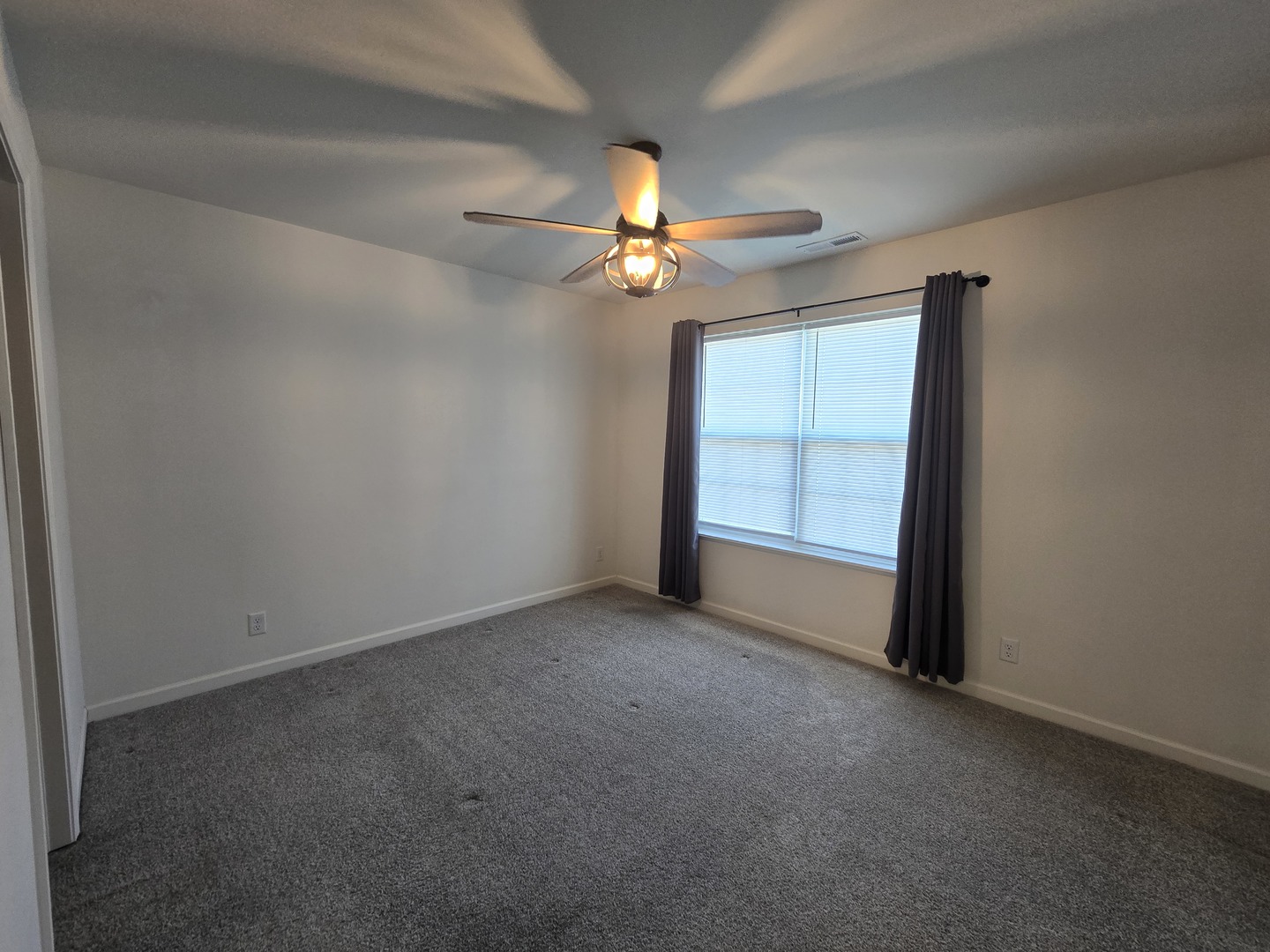 7106 Country Club Hills Drive, Fox Lake, IL 60020