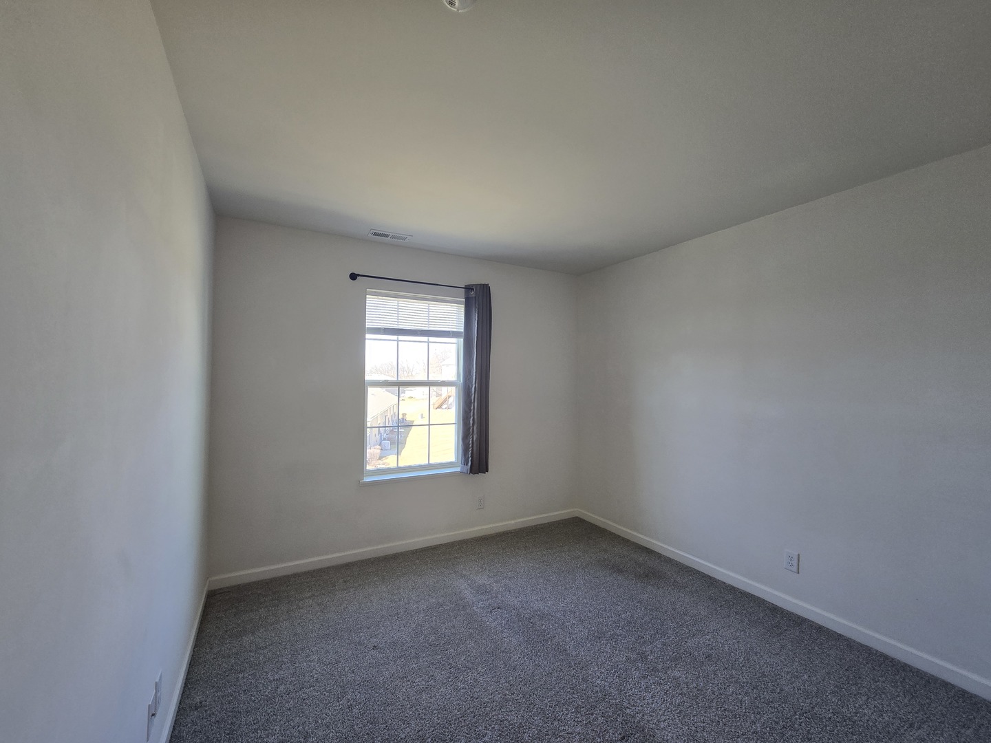 7106 Country Club Hills Drive, Fox Lake, IL 60020