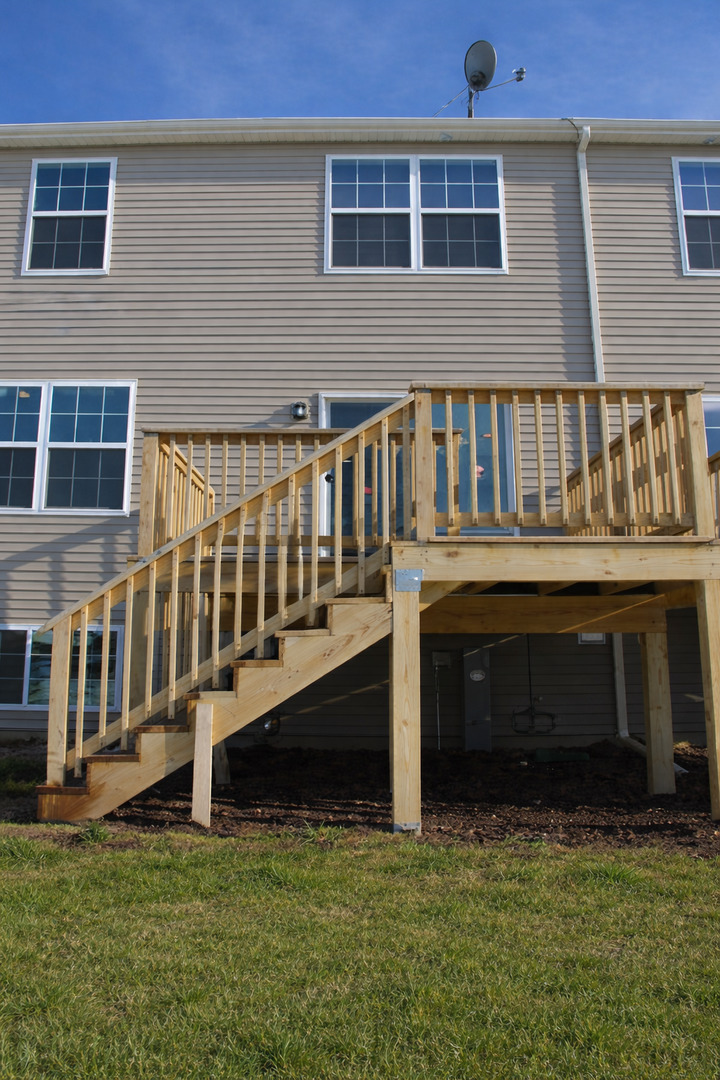 7106 Country Club Hills Drive, Fox Lake, IL 60020