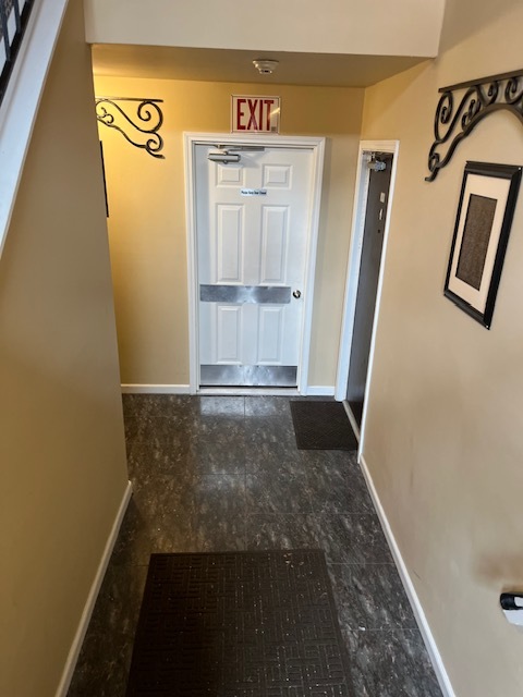 4020 216th Street #2E, Matteson, IL 60443