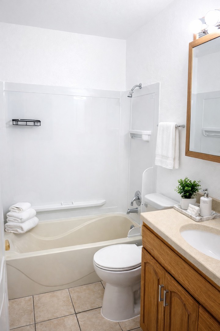 4020 216th Street #2E, Matteson, IL 60443