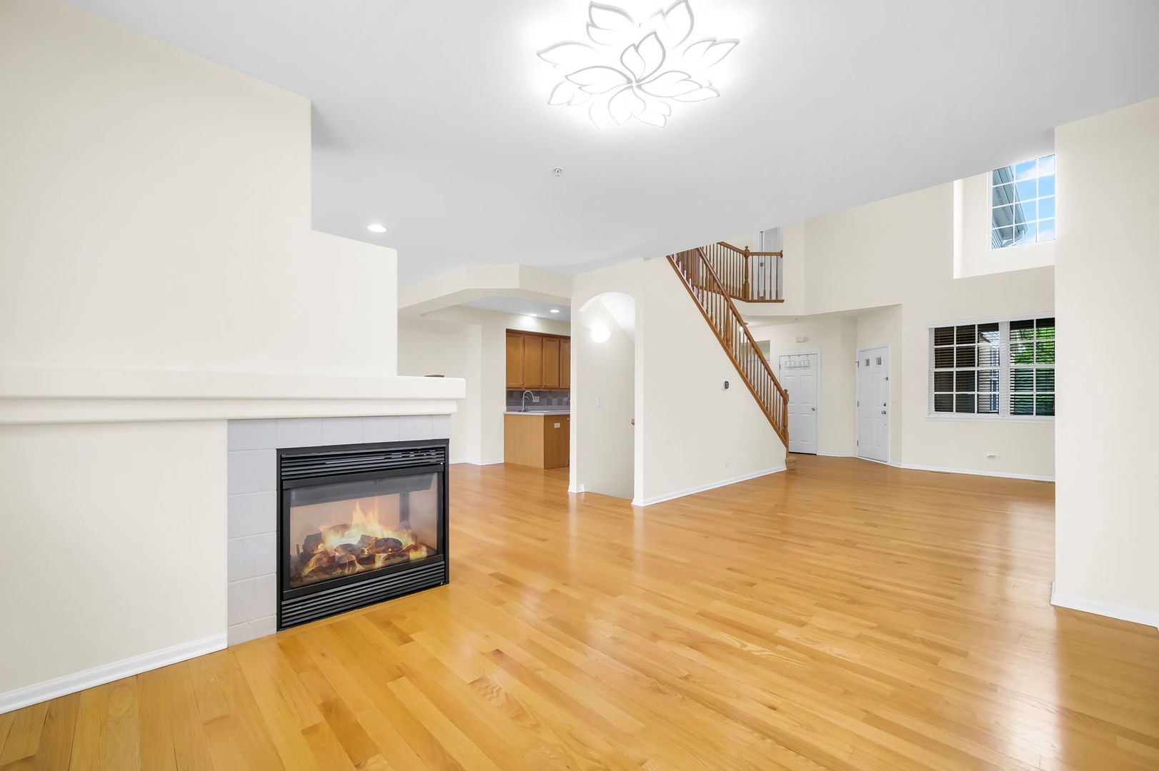 1028 Orchard Pond Court, Lake Zurich, IL 60047