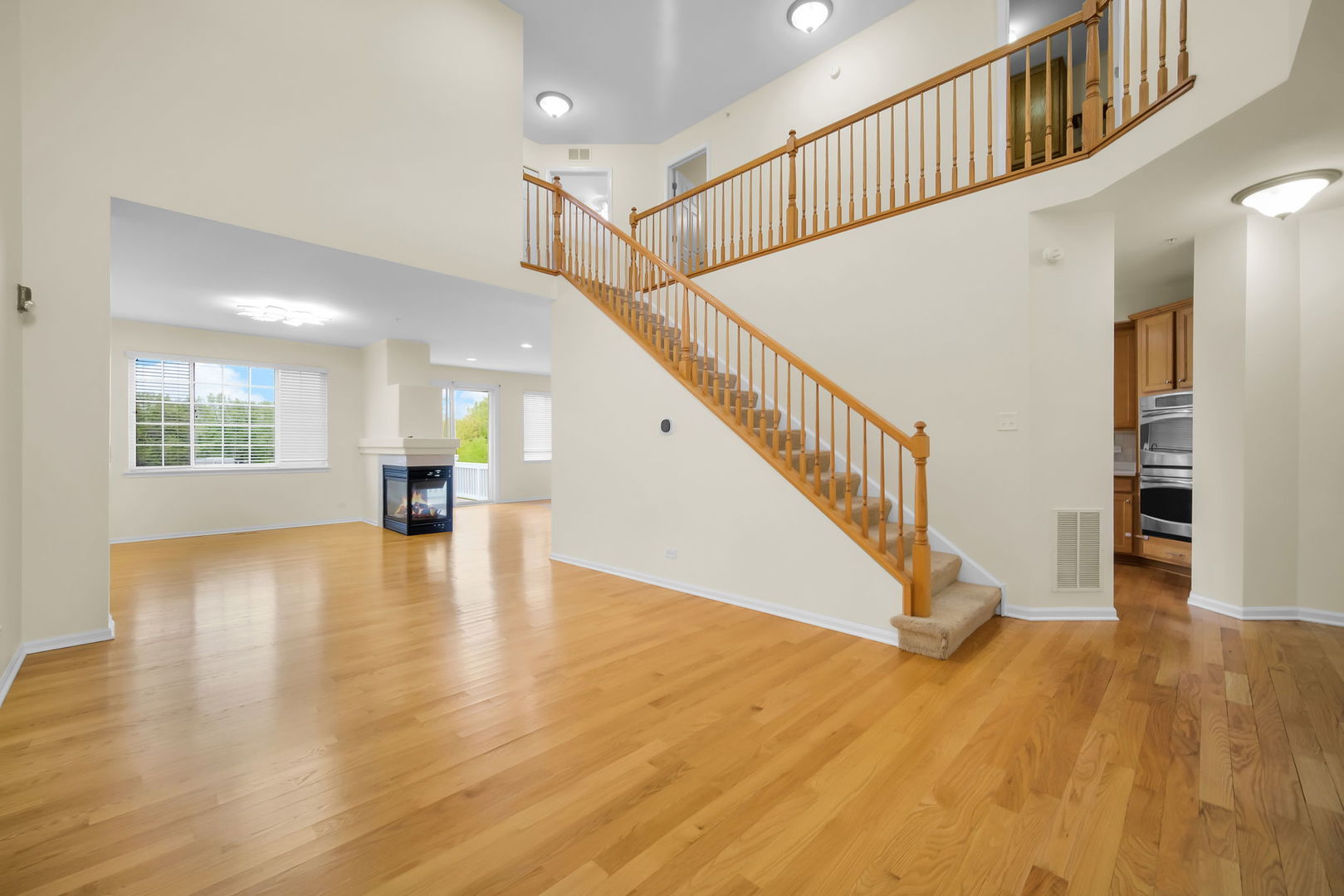 1028 Orchard Pond Court, Lake Zurich, IL 60047