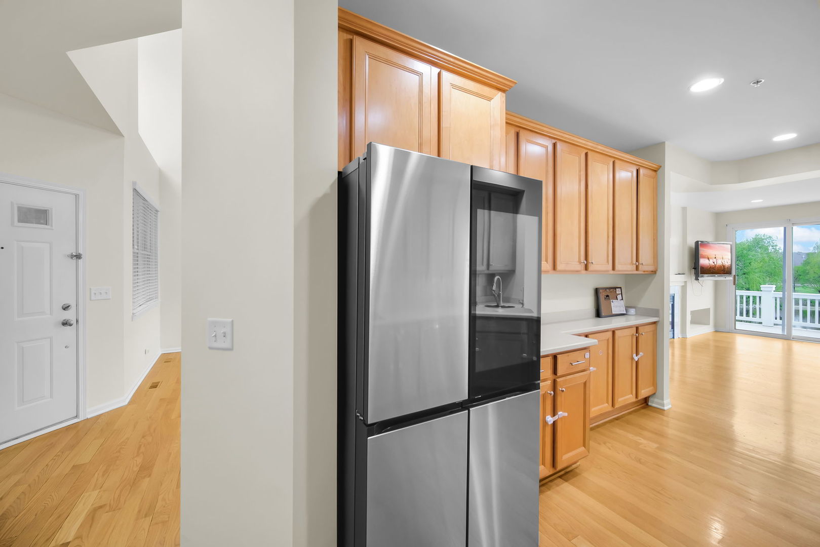1028 Orchard Pond Court, Lake Zurich, IL 60047