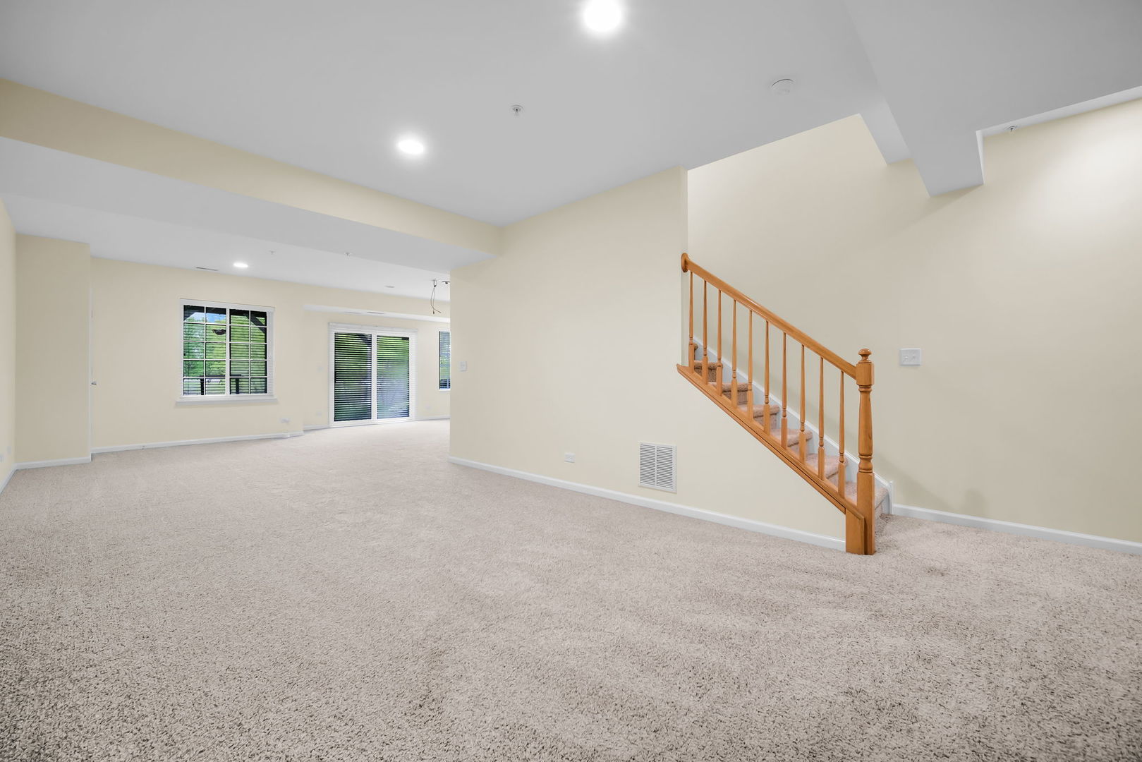 1028 Orchard Pond Court, Lake Zurich, IL 60047