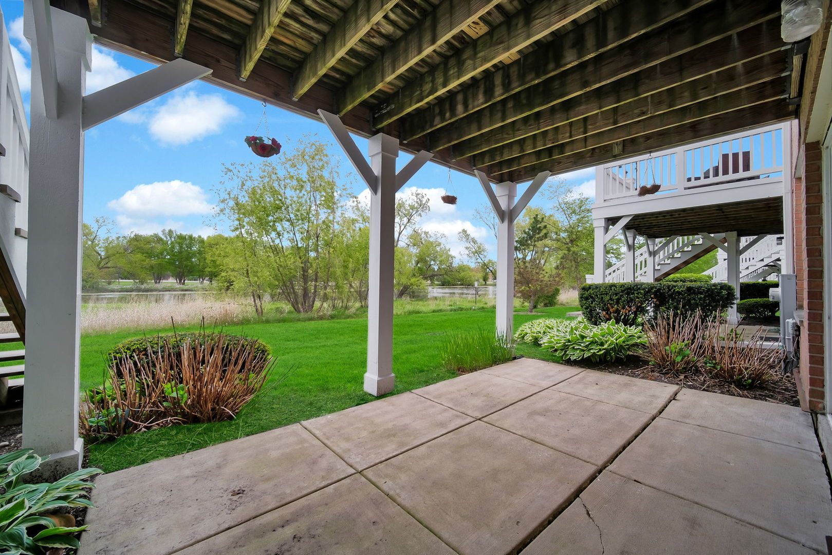 1028 Orchard Pond Court, Lake Zurich, IL 60047