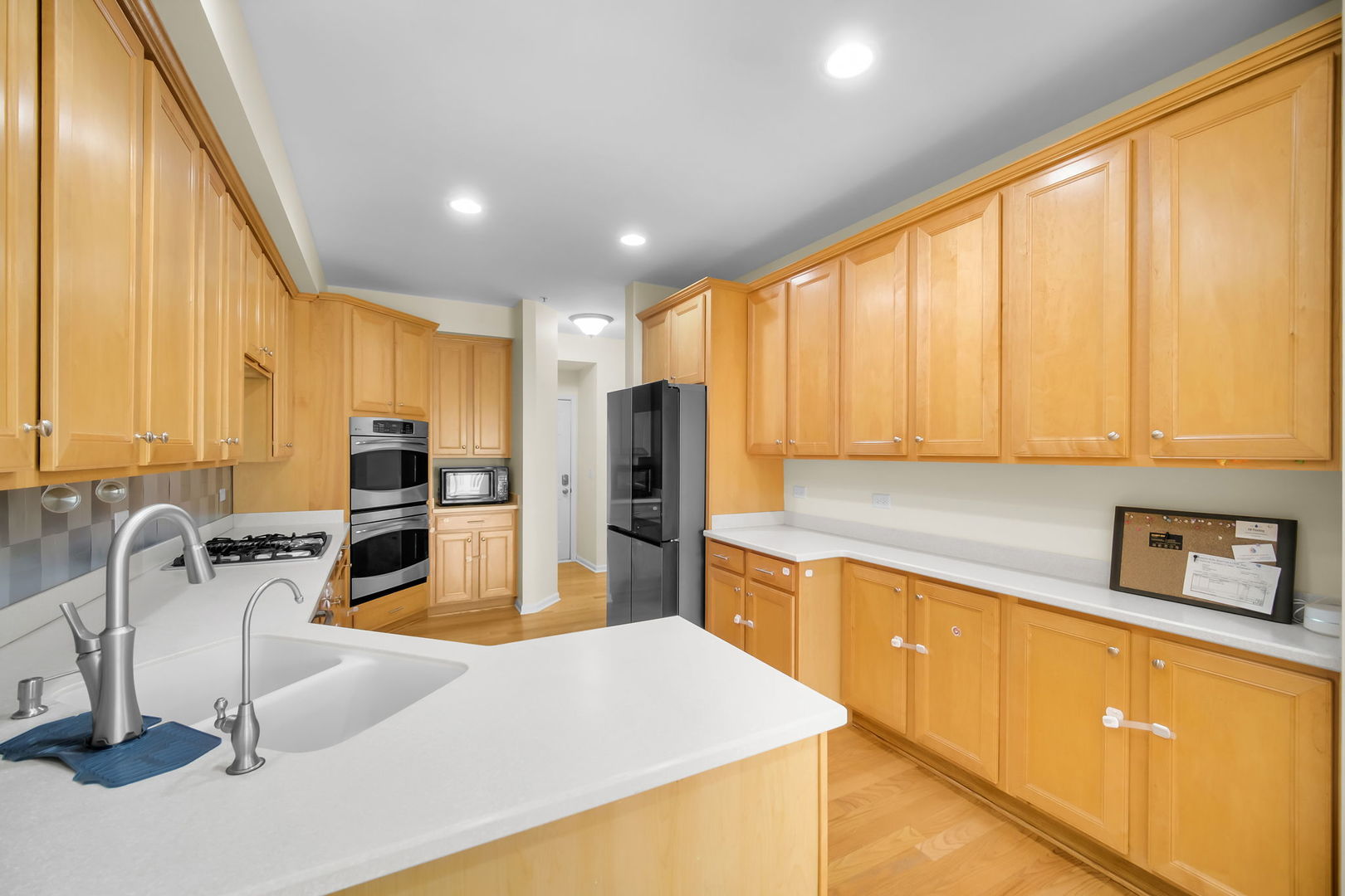 1028 Orchard Pond Court, Lake Zurich, IL 60047