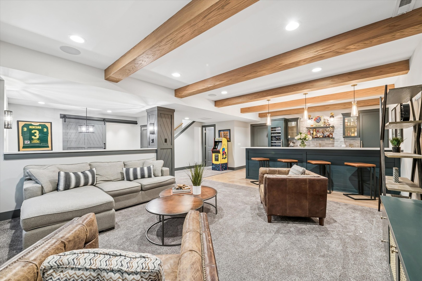 383 N Larch Avenue, Elmhurst, IL 60126