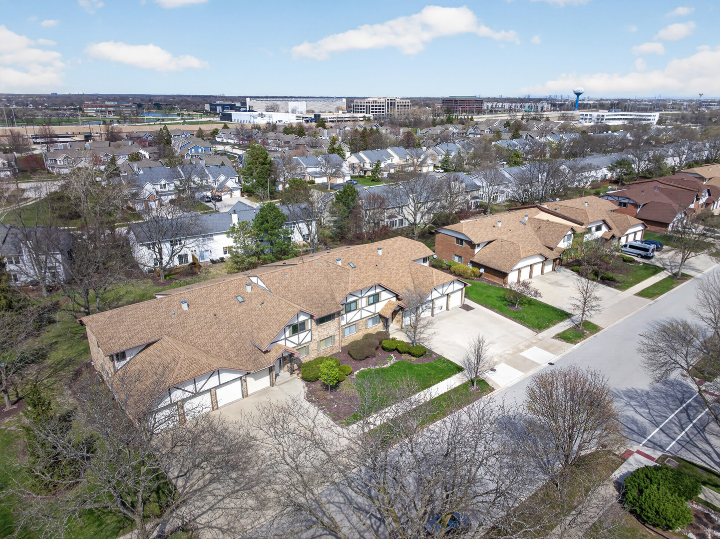 107 Walters Lane #2A, Itasca, IL 60143