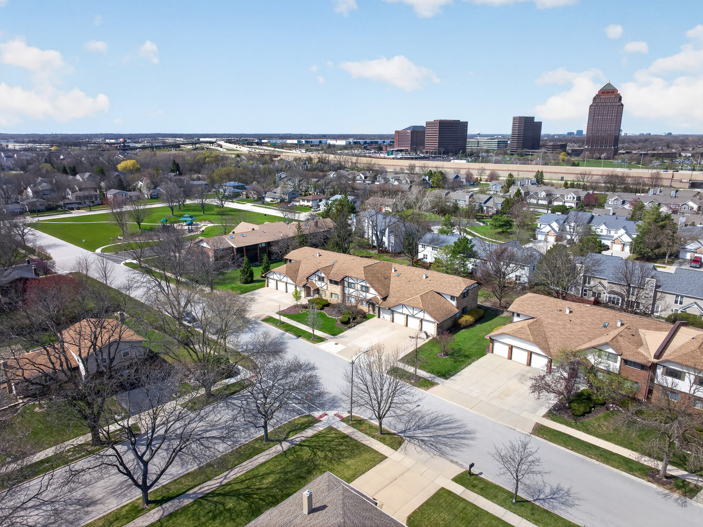 107 Walters Lane #2A, Itasca, IL 60143