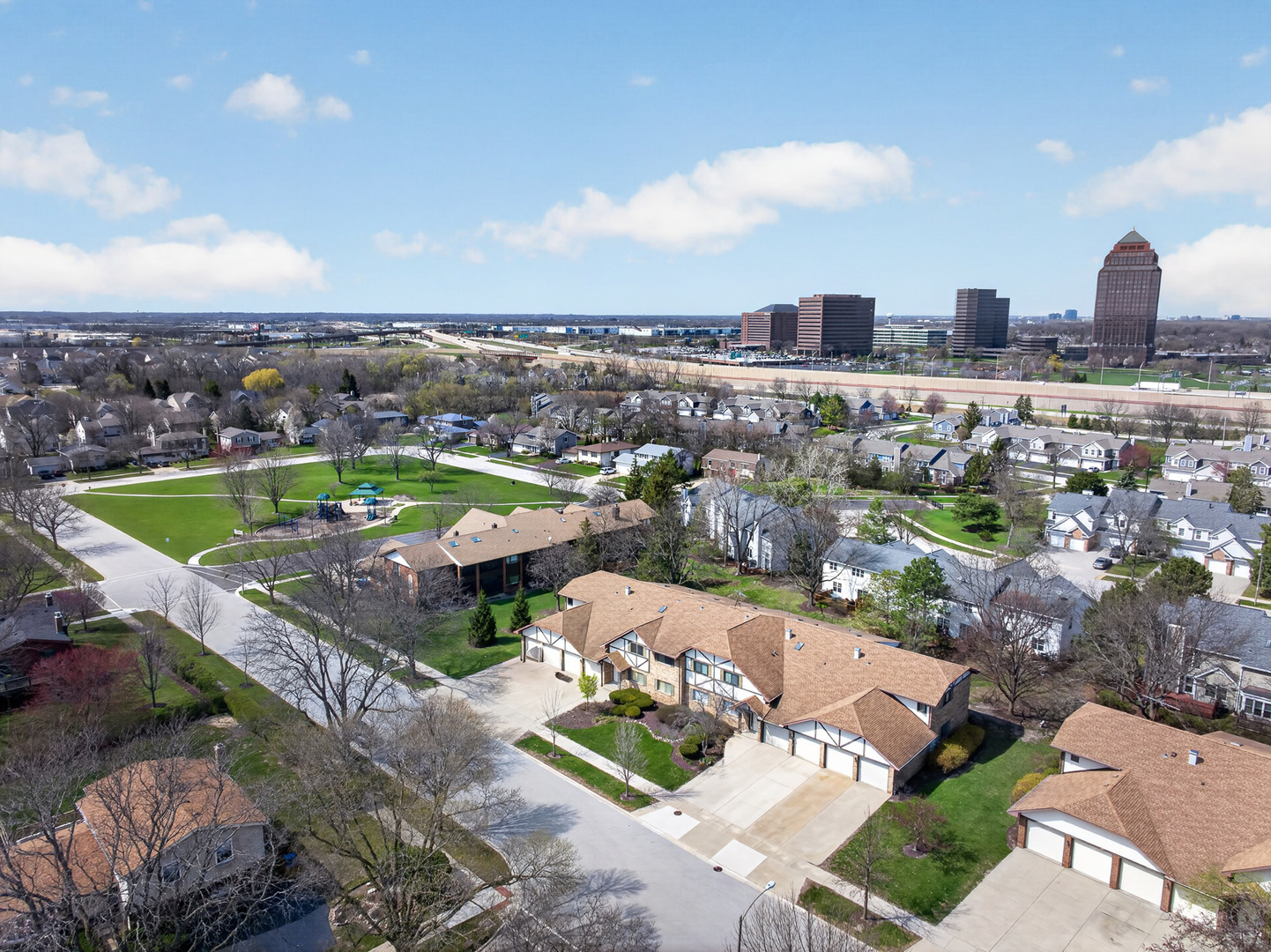 107 Walters Lane #2A, Itasca, IL 60143