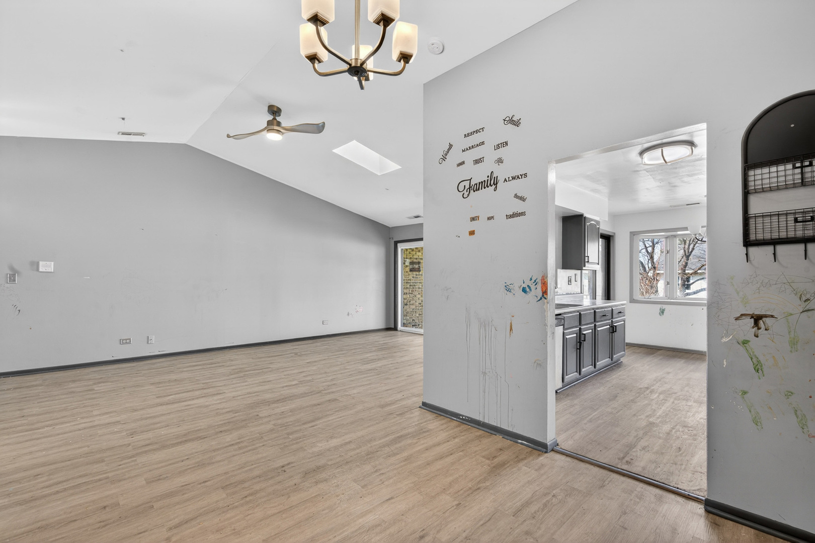 107 Walters Lane #2A, Itasca, IL 60143