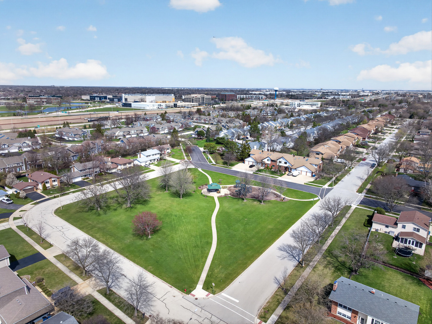 107 Walters Lane #2A, Itasca, IL 60143