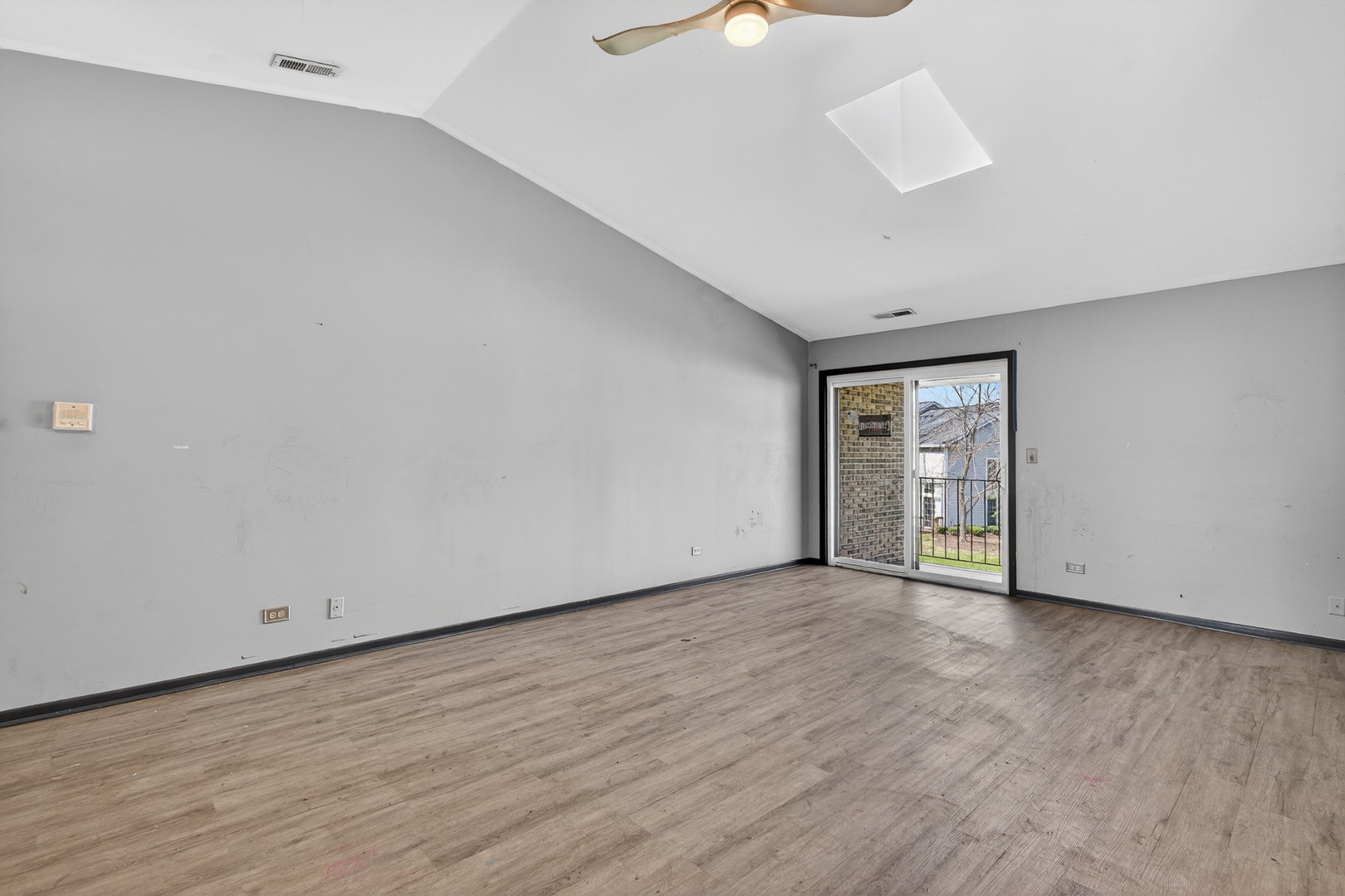 107 Walters Lane #2A, Itasca, IL 60143