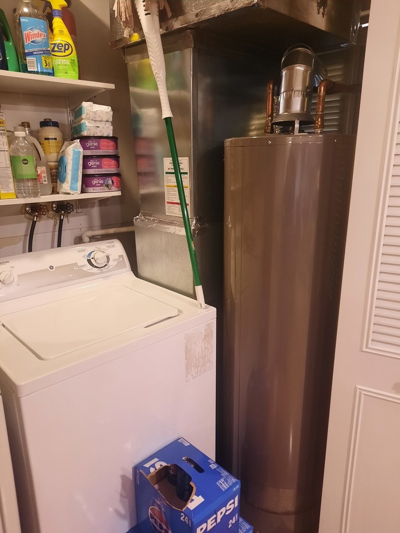 10541 Palos Place #B, Palos Hills, IL 60465