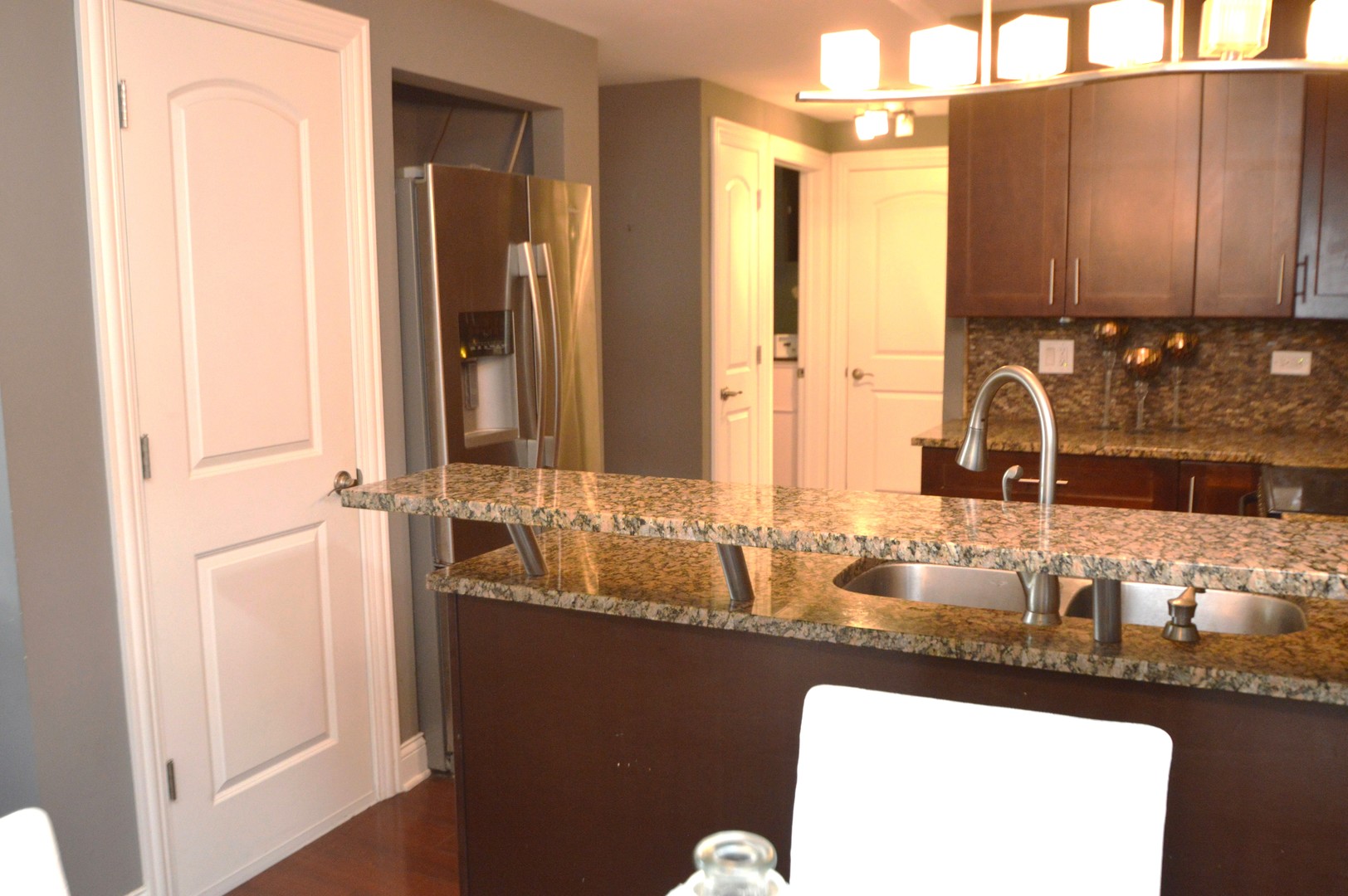 5400 Walnut Avenue #111, Downers Grove, IL 60515