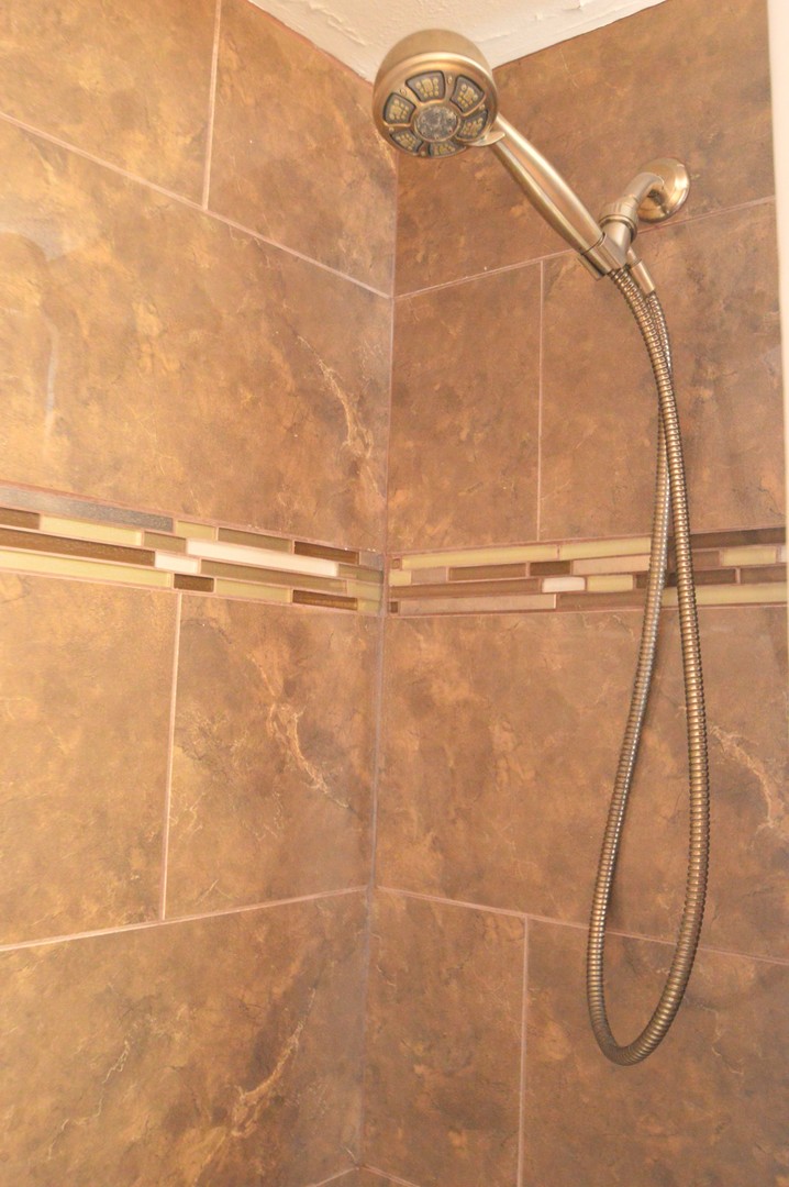 5400 Walnut Avenue #111, Downers Grove, IL 60515