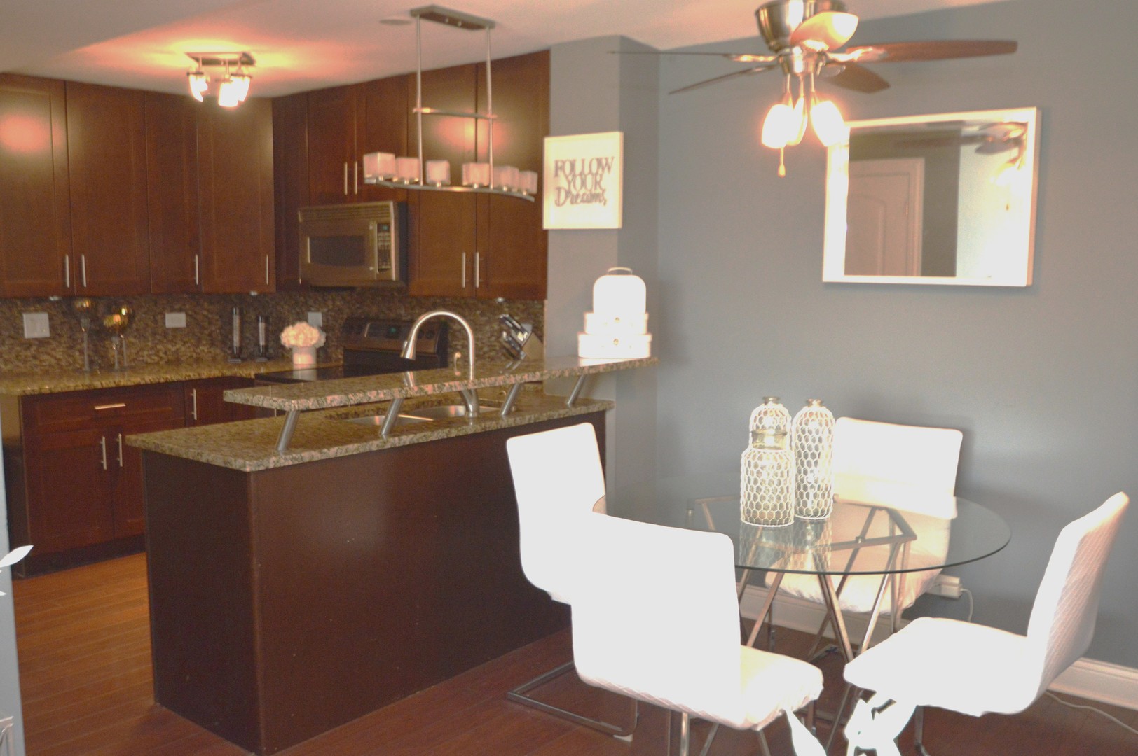 5400 Walnut Avenue #111, Downers Grove, IL 60515