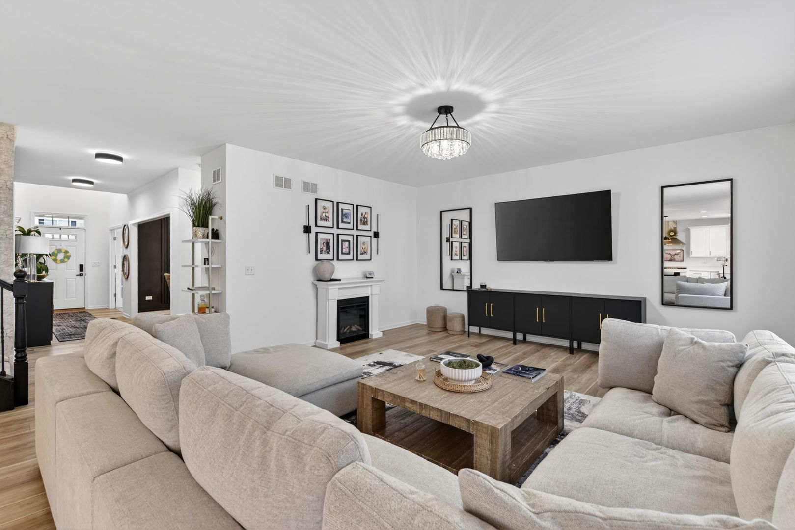 1624 Moran Drive, Shorewood, IL 60404