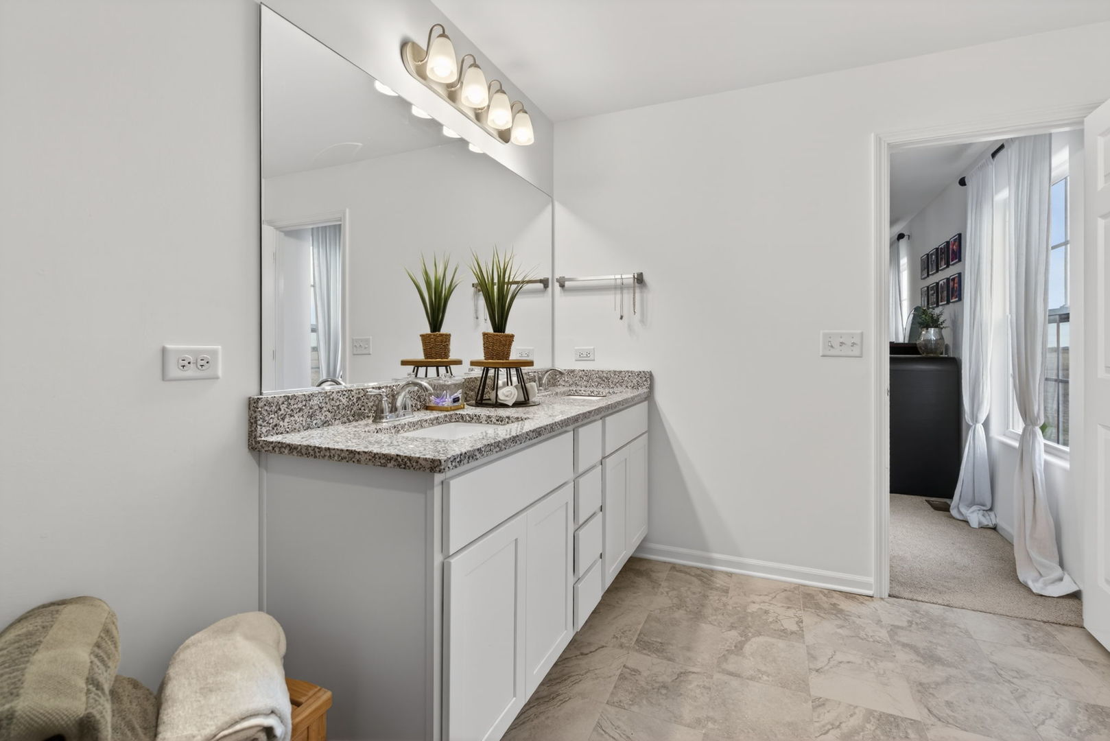 1624 Moran Drive, Shorewood, IL 60404