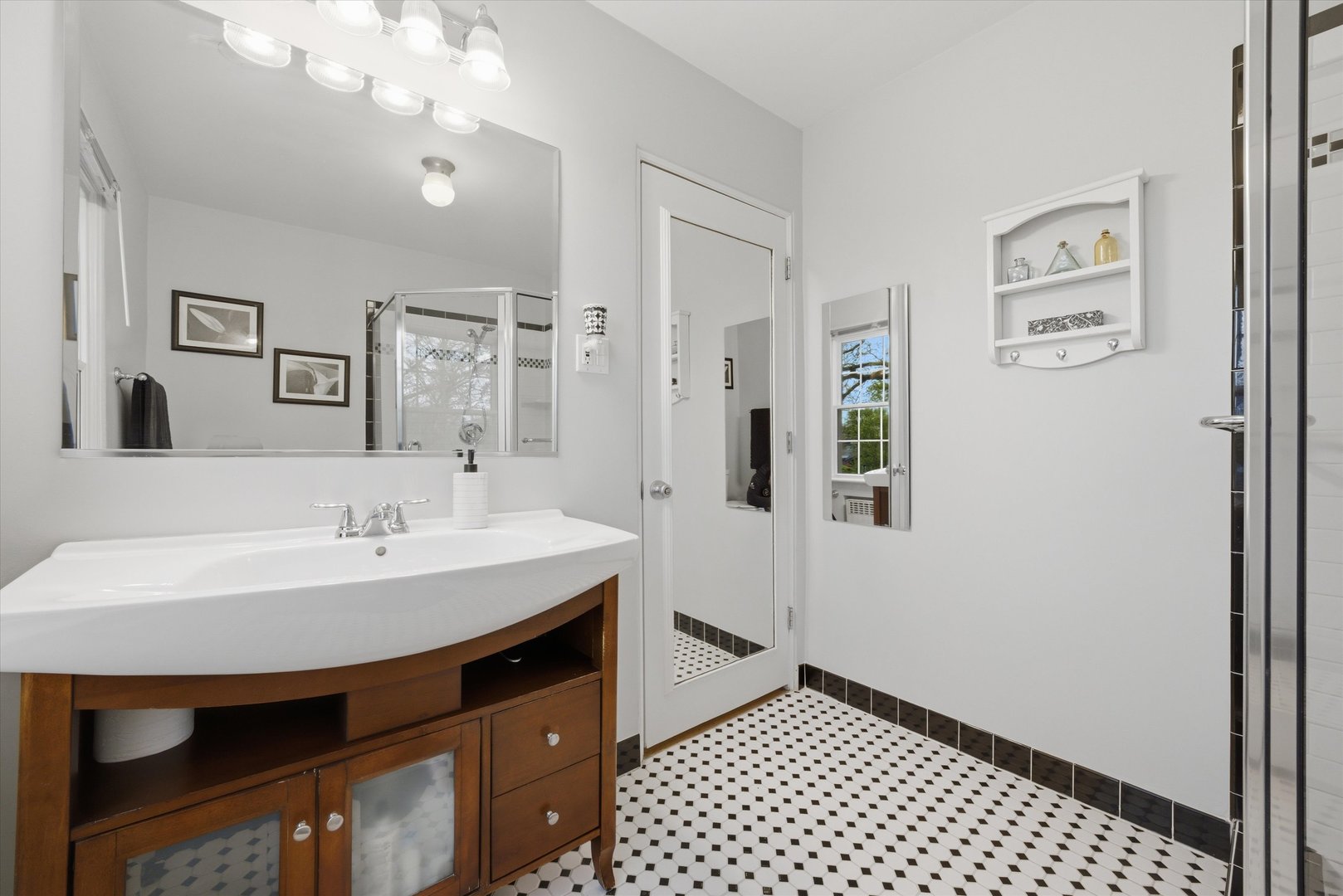 213 Country Club Road, Chicago Heights, IL 60411