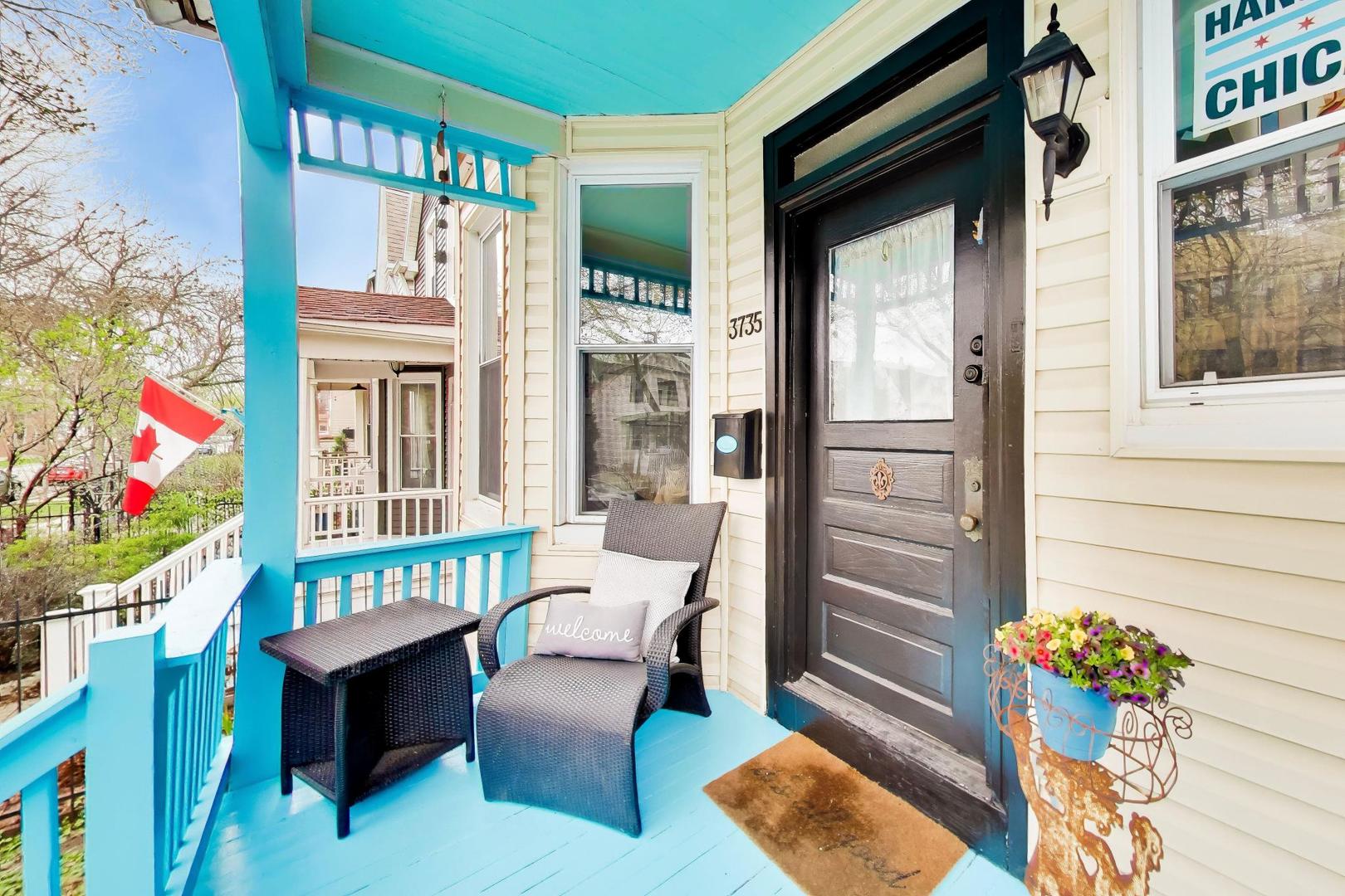 3735 W Palmer Street, Chicago, IL 60647