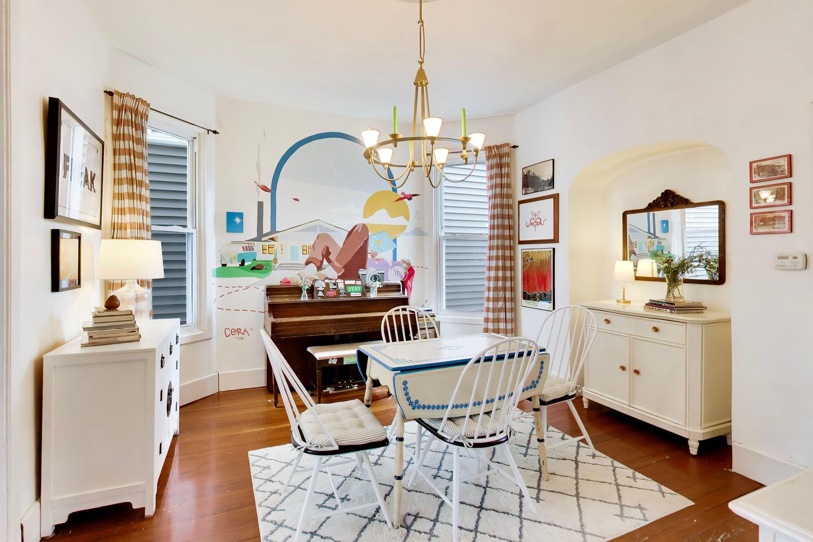 3735 W Palmer Street, Chicago, IL 60647