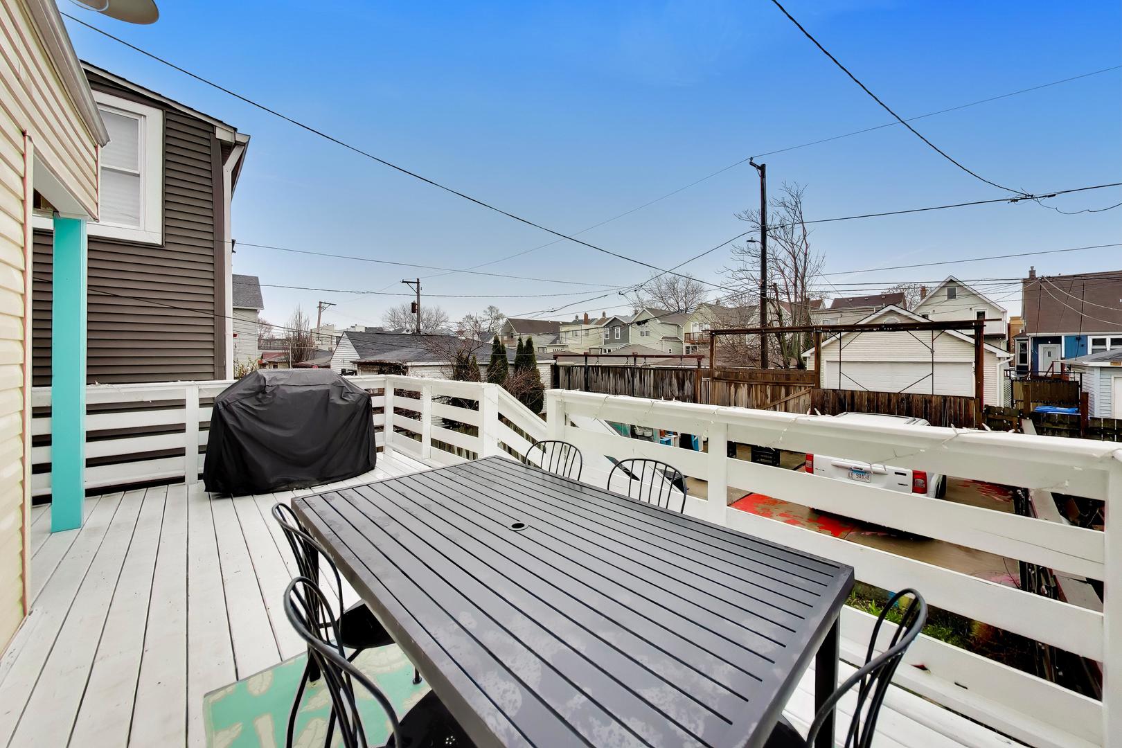 3735 W Palmer Street, Chicago, IL 60647