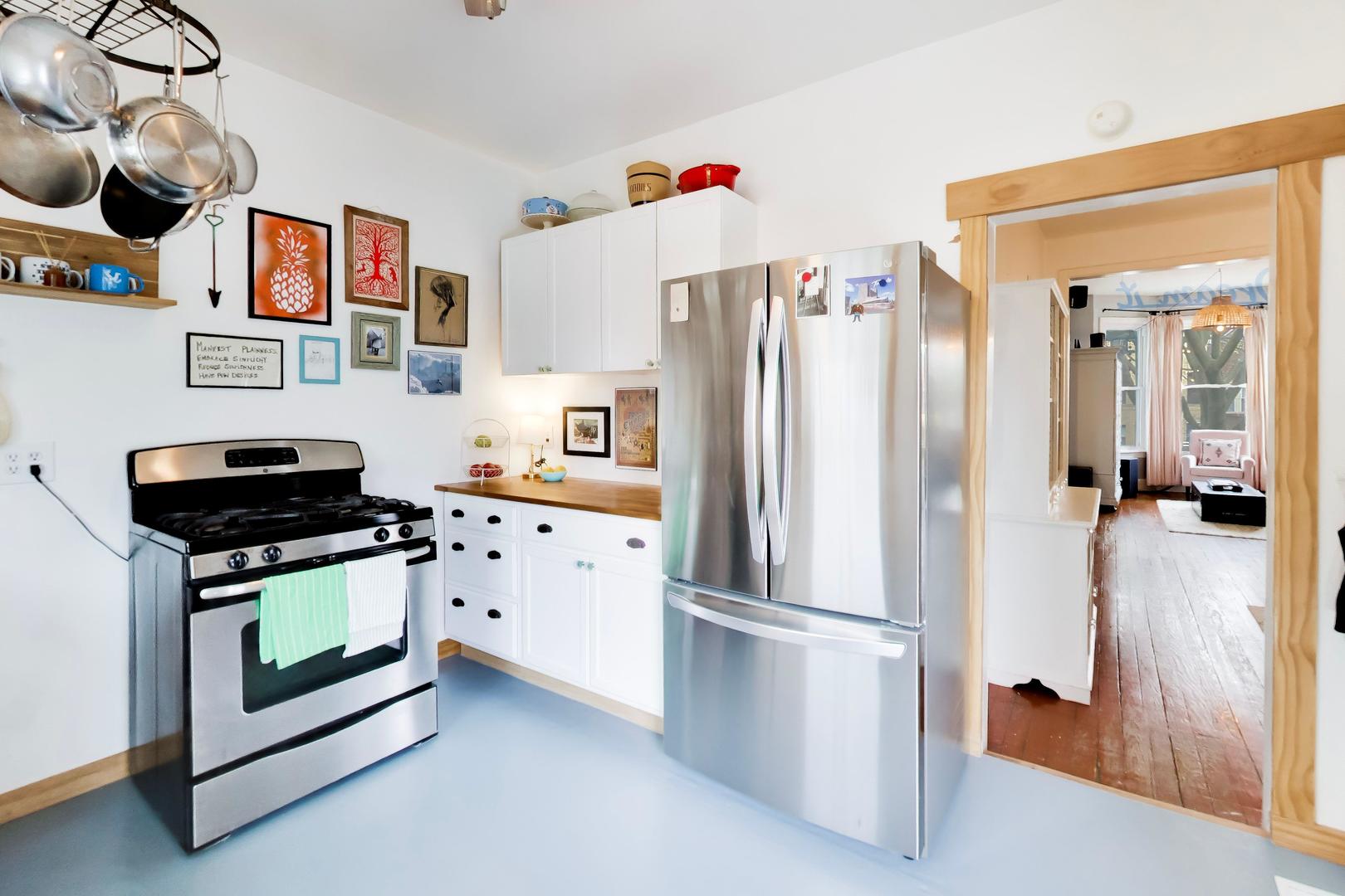 3735 W Palmer Street, Chicago, IL 60647