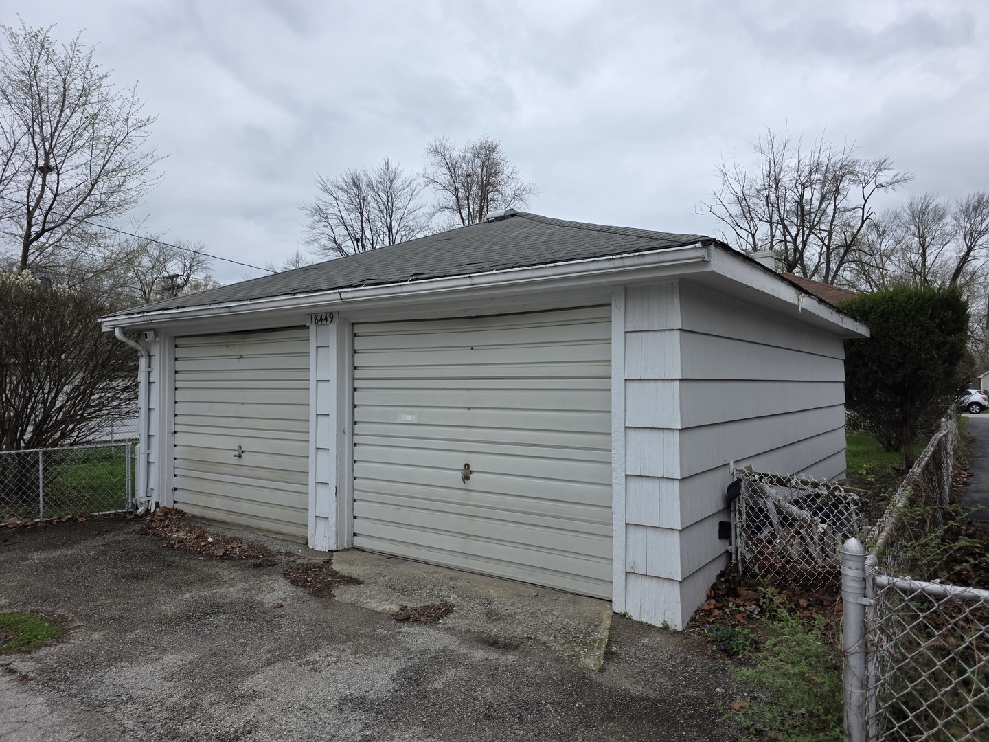 18449 Ridgewood Avenue, Lansing, IL 60438