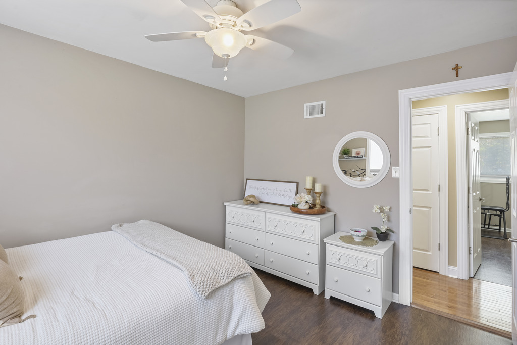 17028 Redwood Court, Orland Hills, IL 60487