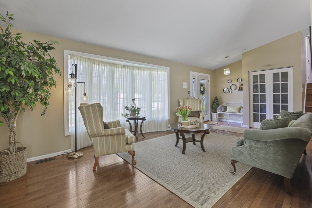 17028 Redwood Court, Orland Hills, IL 60487