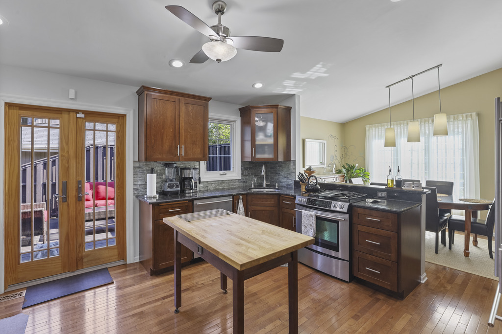 17028 Redwood Court, Orland Hills, IL 60487