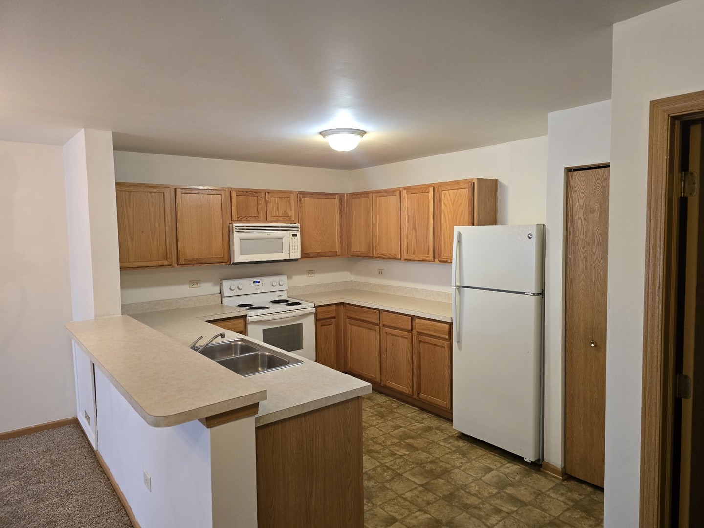 1626 MCCLURE Road #-, Aurora, IL 60505