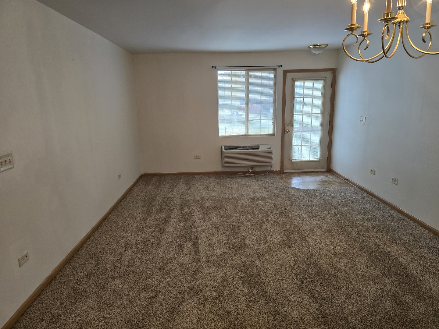 1626 MCCLURE Road #-, Aurora, IL 60505