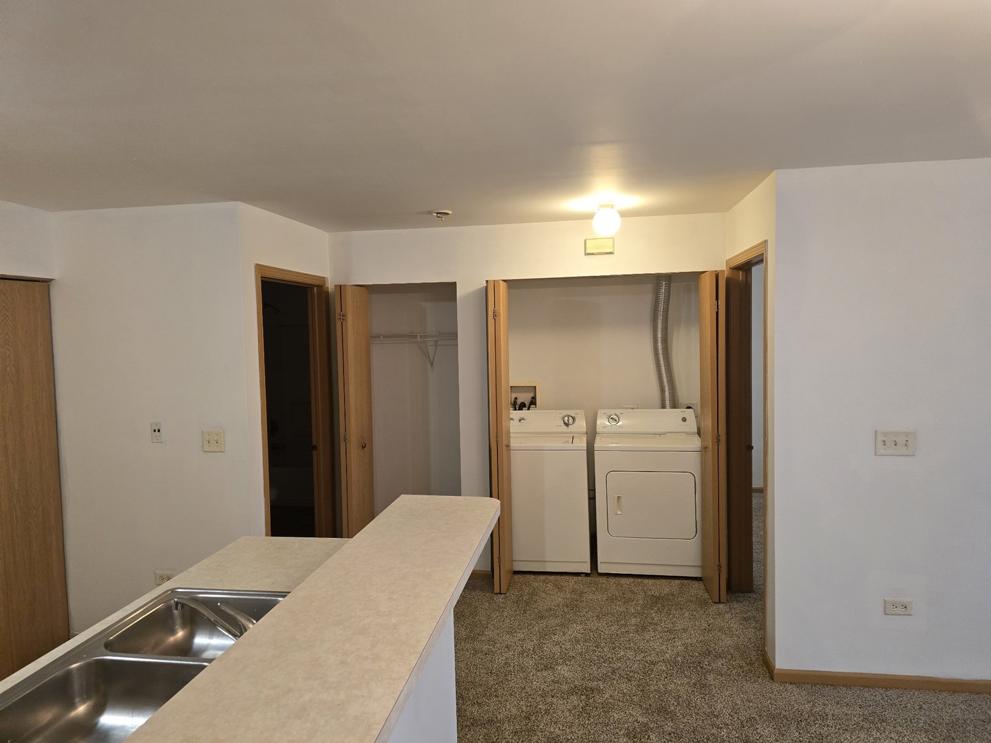 1626 MCCLURE Road #-, Aurora, IL 60505