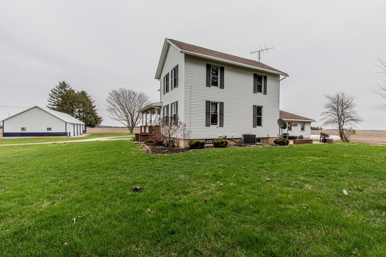 16606 Backbone Road, Princeton, IL 61356