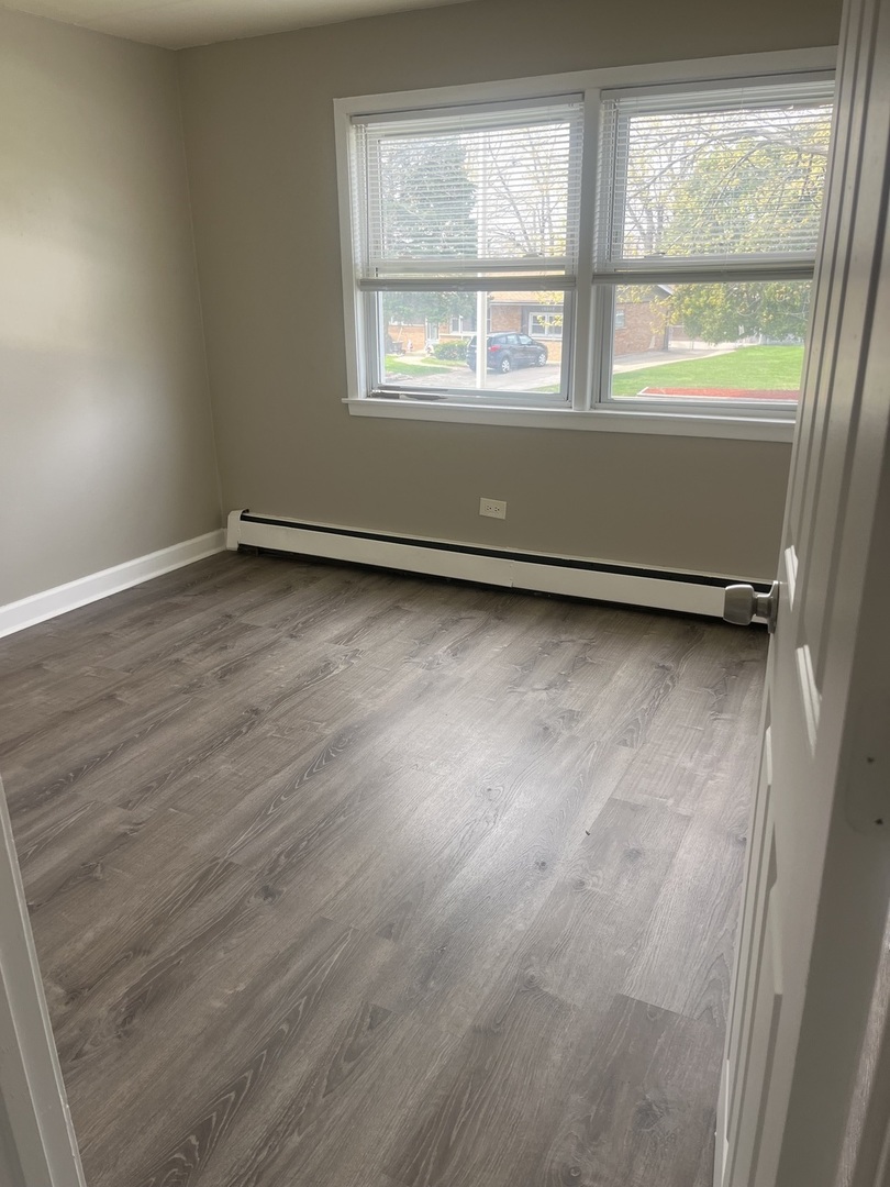 10917 LLOYD Drive #7, Worth, IL 60482