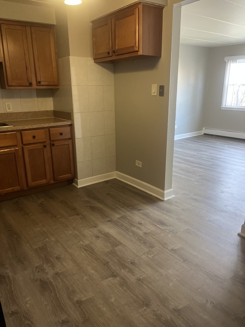 10917 LLOYD Drive #7, Worth, IL 60482