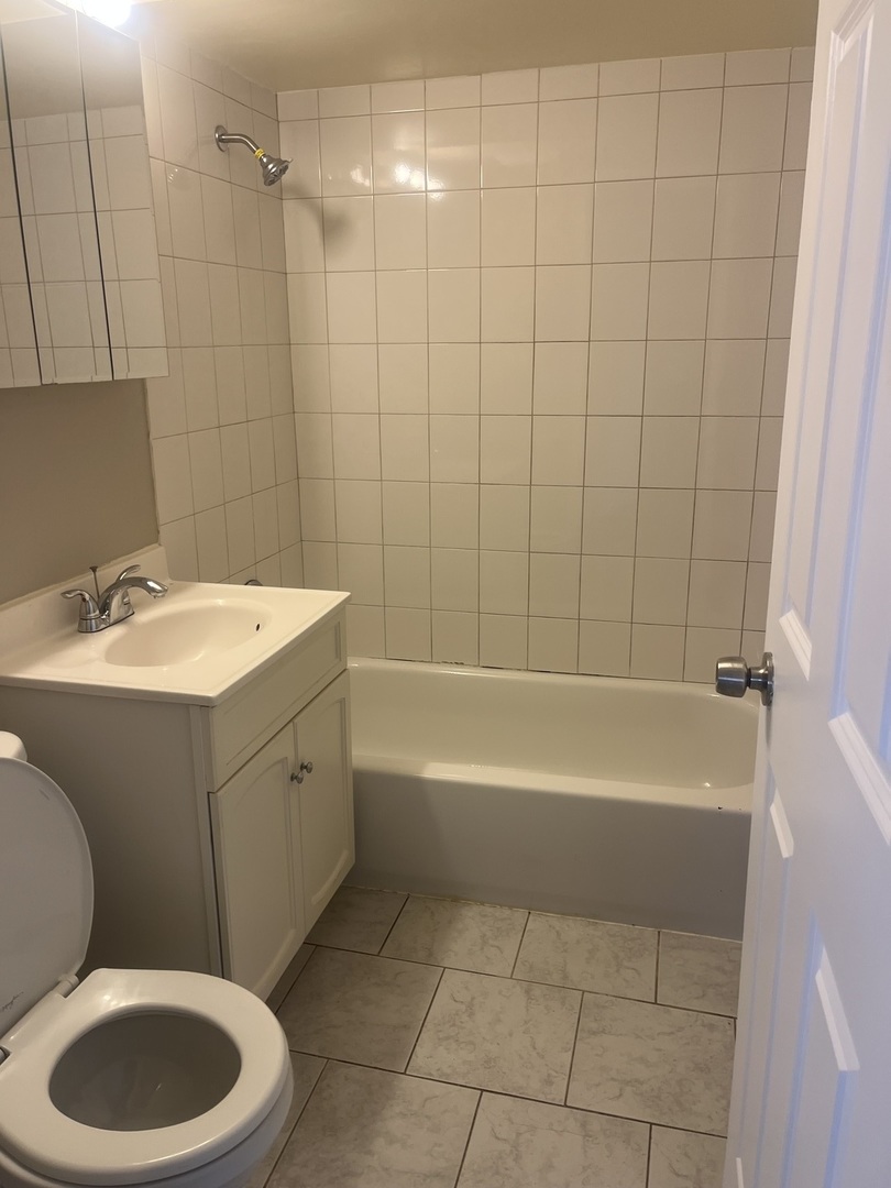 10917 LLOYD Drive #7, Worth, IL 60482