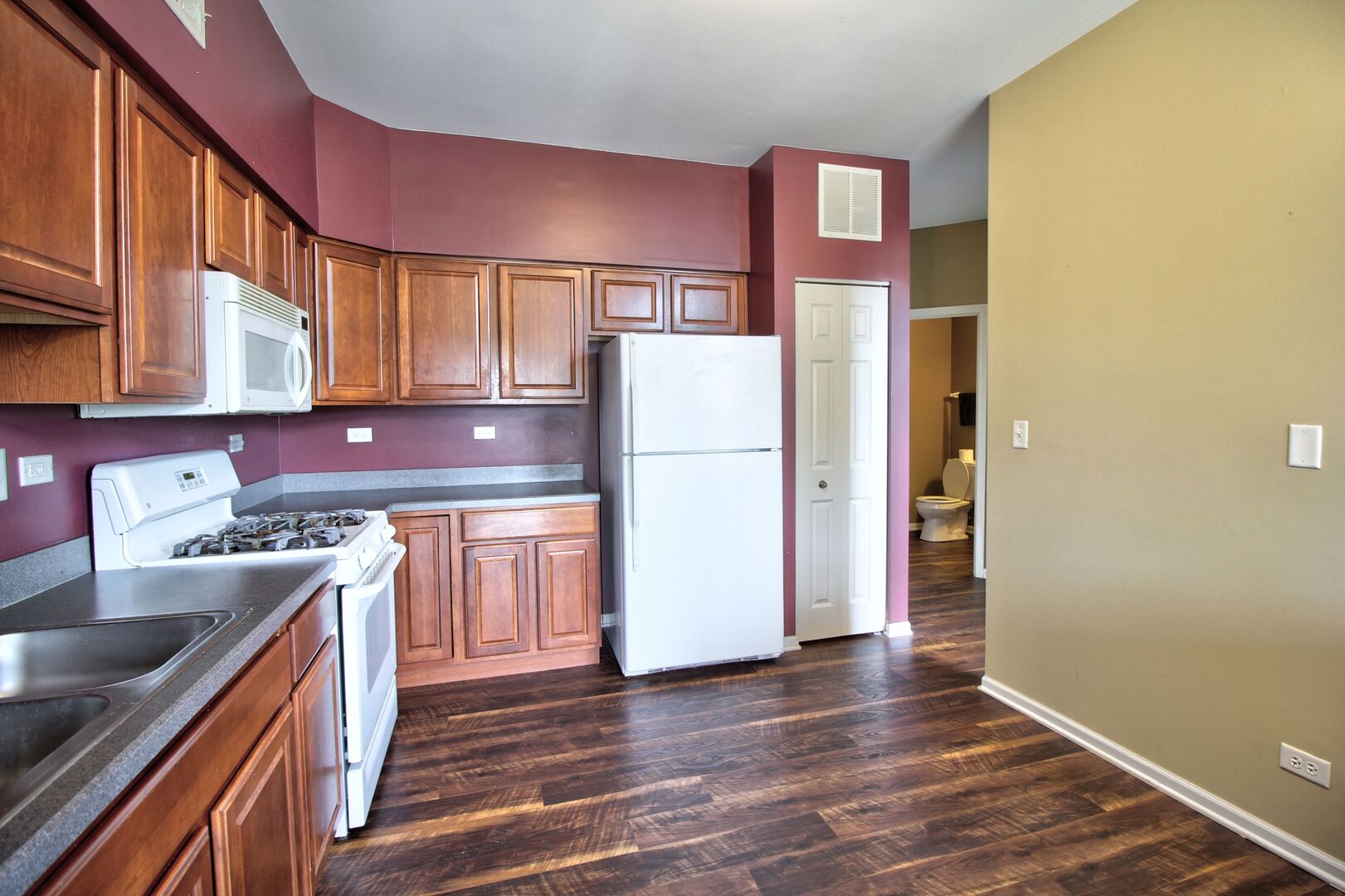 2378 Georgetown Circle, Aurora, IL 60506