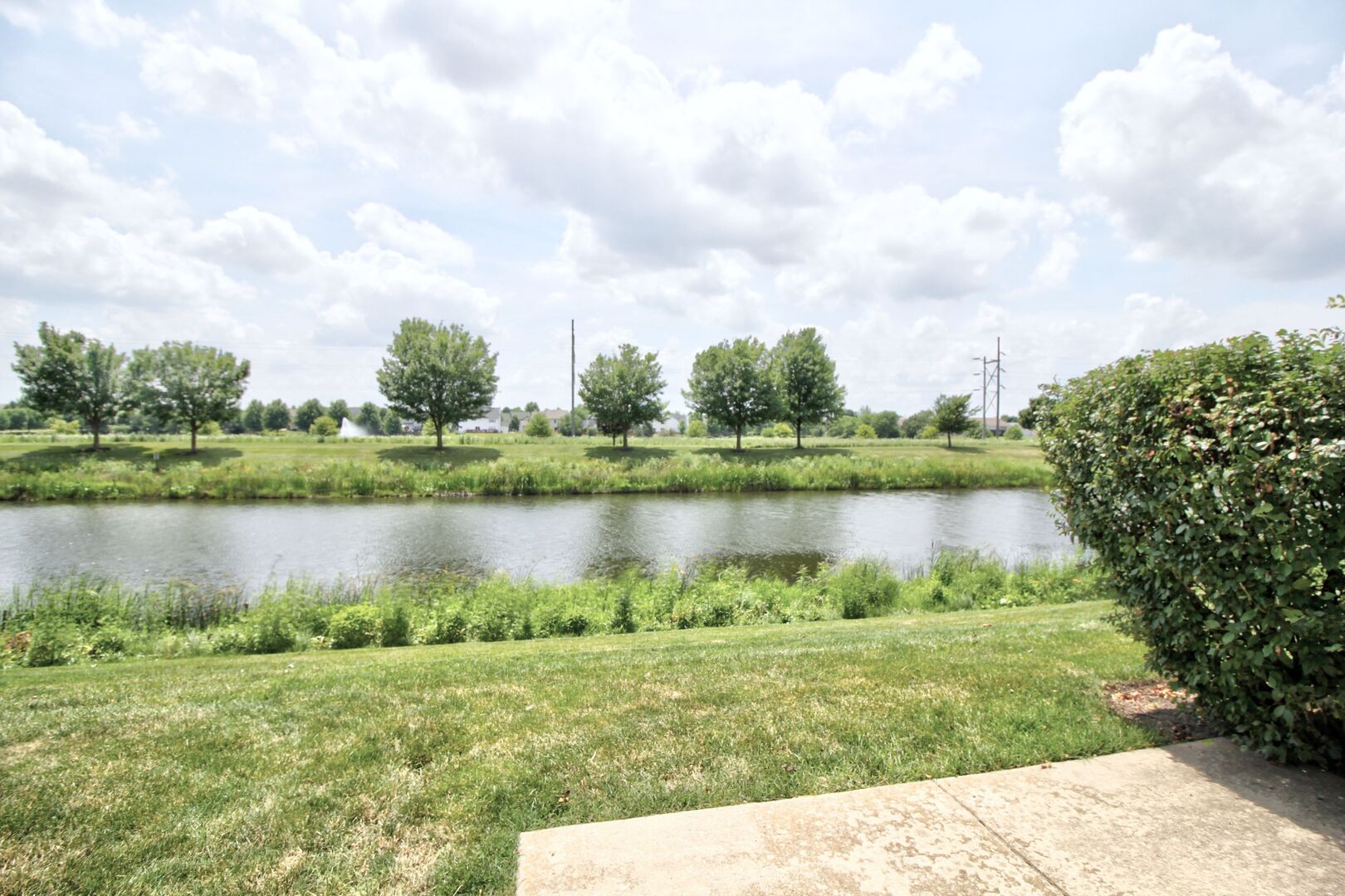 2378 Georgetown Circle, Aurora, IL 60506