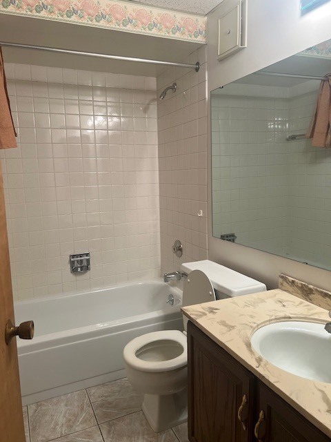 300 Park Avenue #437, Calumet City, IL 60409