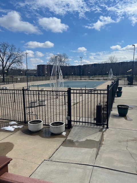 300 Park Avenue #437, Calumet City, IL 60409