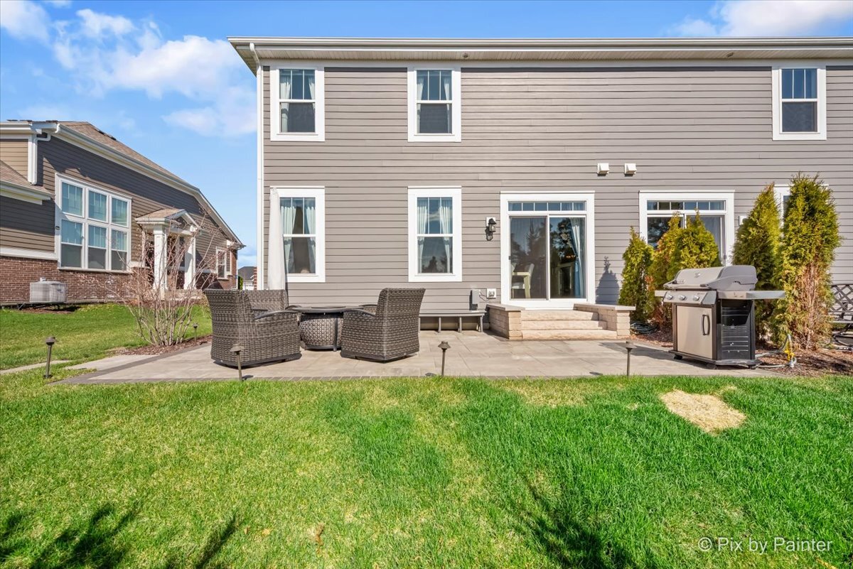 23155 N Pinehurst Drive, Kildeer, IL 60047