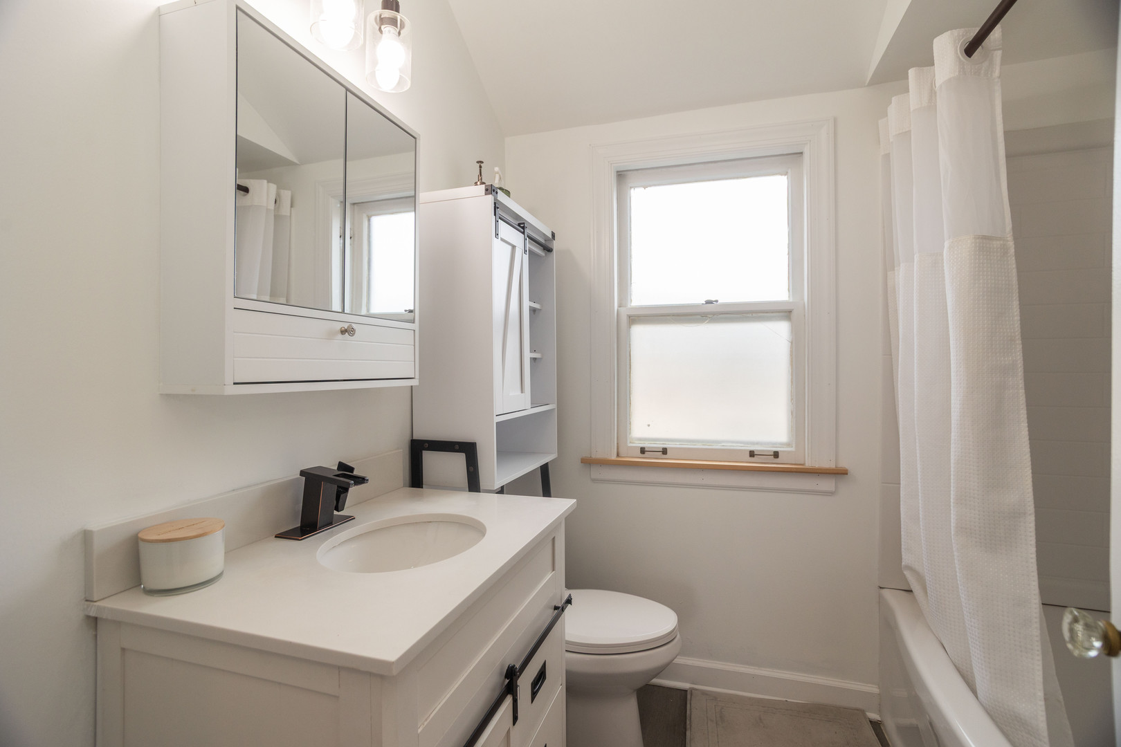 1747 N Sayre Avenue, Chicago, IL 60707