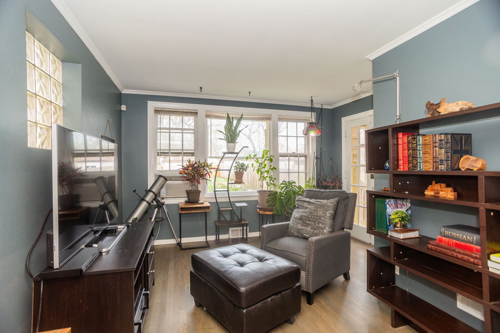 1747 N Sayre Avenue, Chicago, IL 60707