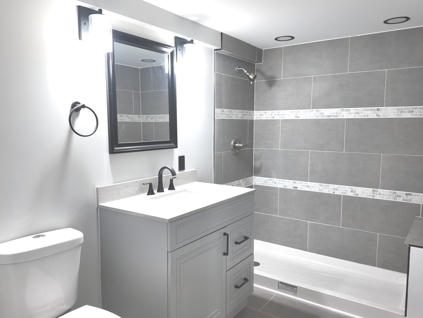 210 Calumet Boulevard, Harvey, IL 60426