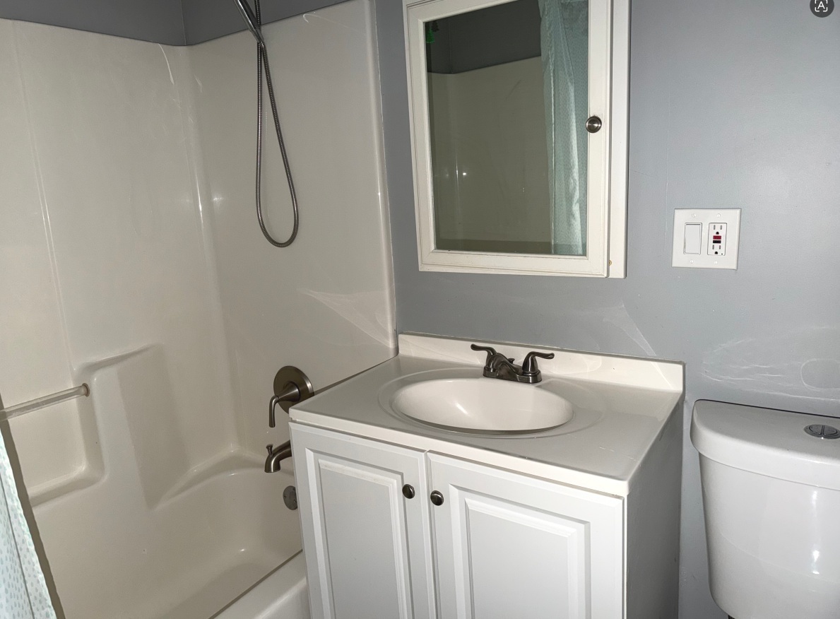 595 Aberdeen Street, Hoffman Estates, IL 60169